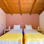 Anastasia's Holiday home Kardhakata